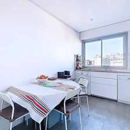 Apartamento Con Balcón Con Vistas A La Torre Eiffel *